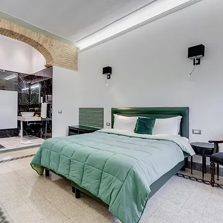 Navona Queen Rooftop Gasthuis 4*