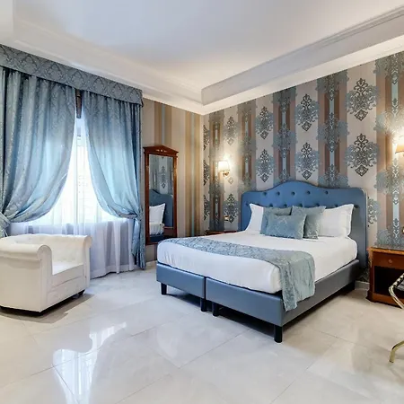 Navona Queen Rooftop 4*