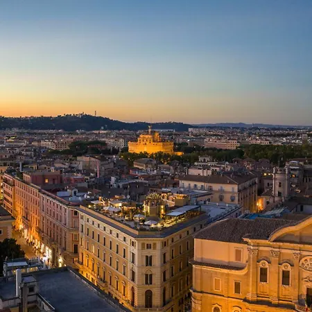 Gasthuis Navona Queen Rooftop 4*