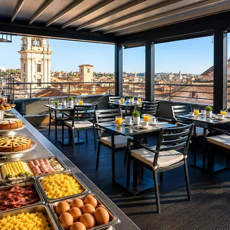 Navona Queen Rooftop