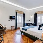 Navona Queen Rooftop Gæstehus 4*