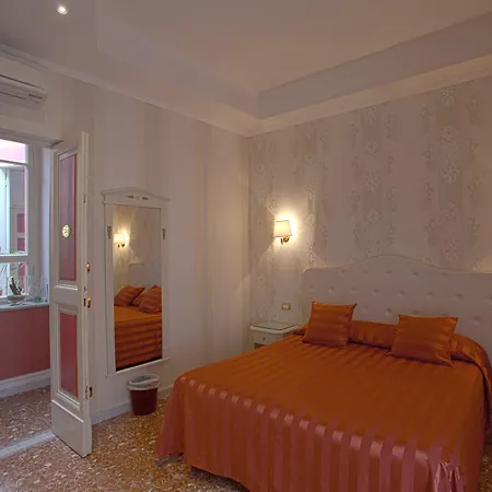 Navona Queen Rooftop Řím