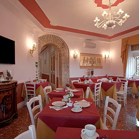 Navona Queen Rooftop Penzion