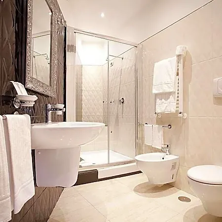 Penzion Navona Queen Rooftop 4*
