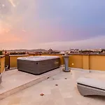 Navona Queen Rooftop 4* Рим