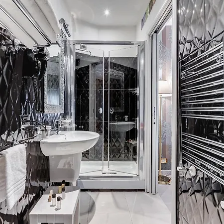 ナヴォーナ クイーン ルーフトップ 4* ローマ