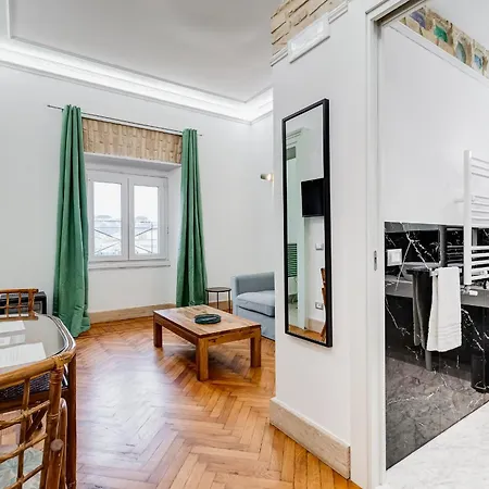 ナヴォーナ クイーン ルーフトップ ローマ