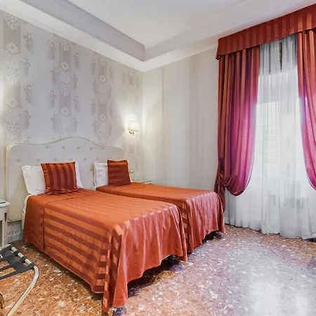 Navona Queen Rooftop Guest house Rome