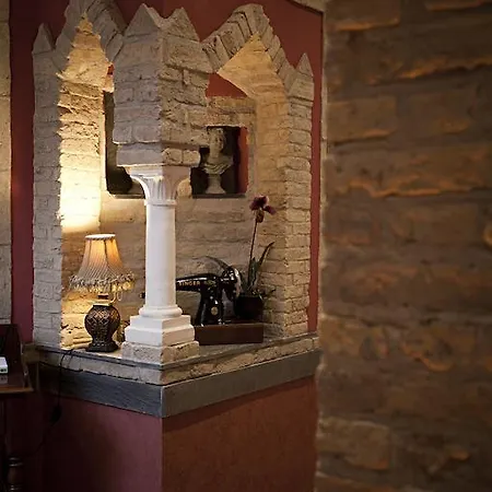 Navona Queen Rooftop Guest house 2*