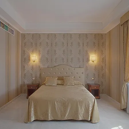 ナヴォーナ クイーン ルーフトップ