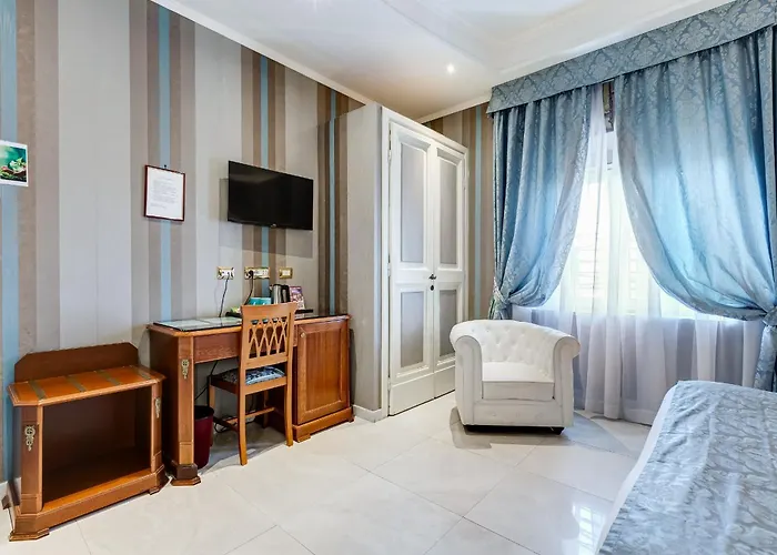 Πανσιόν Navona Queen Rooftop 4*